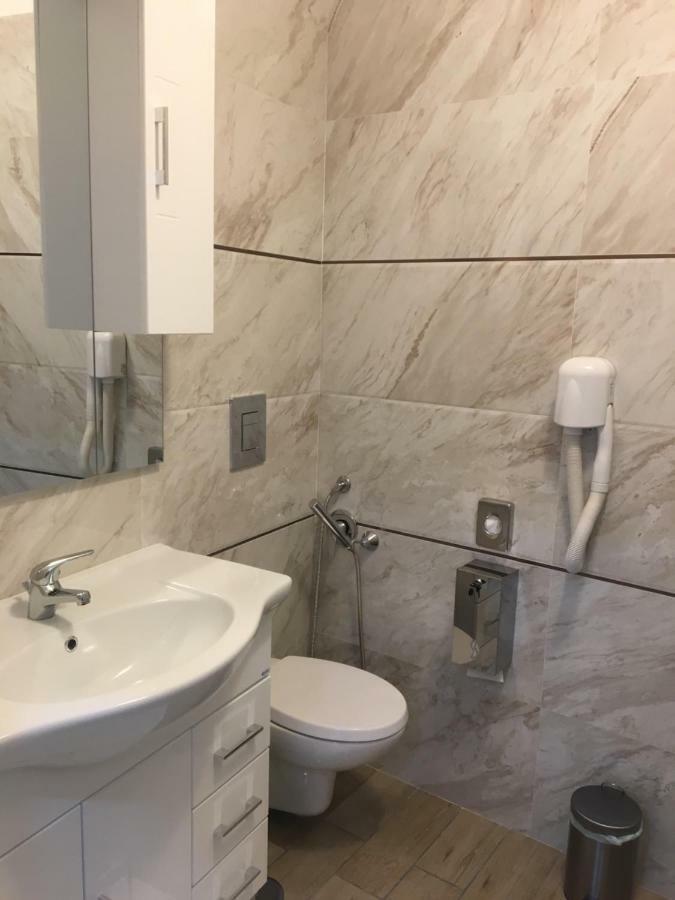 Il Cuore Di Napoli Hotell Exteriör bild